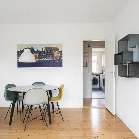 Apartment Refurbished 2-bed Close To Metro And Airport Copenhagen